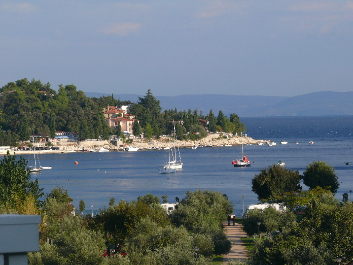 Rabac in der Kvarner Bucht , Istrien  / Rabac in the Kvarner bay, Croatia