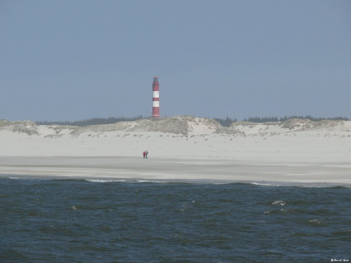 Küste und Leuchtturm Nebel auf Amrum / beach and lighthouse from Nebel on the isle of Amrum